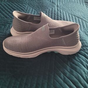 Skechers Go Walk 7 Slip Ins